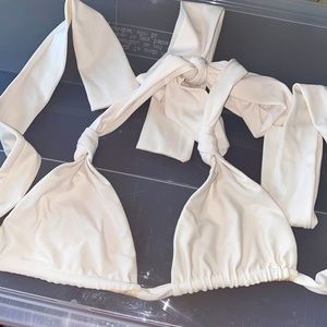 Acacia swimwear top size M